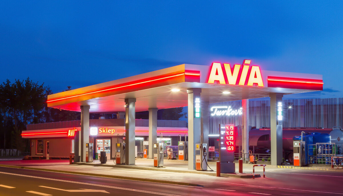 The Unimot Group will expand its aviation fuel business under the AVIA brand  - UNIMOT S.A